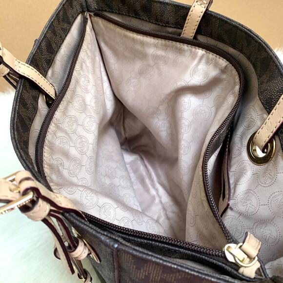 MICHAEL KORS Large Brown Pebbled Logo JET SET TRAVEL Pocket Tote - Picture 10 of 16